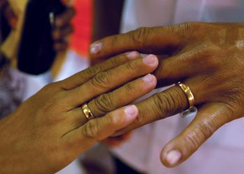 En Filipinas, las costosas anulaciones de matrimonios estimulan los llamados a permitir el divorcio | Noticias de economía