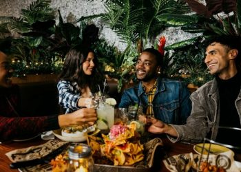 Atracciones nocturnas en Edmonton | Explora Edmonton