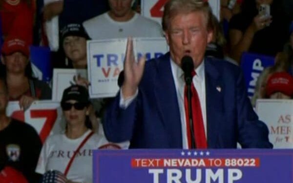 Trump se derrumba en Las Vegas mientras las encuestas muestran a Harris a la cabeza