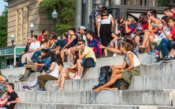 España: el número de turistas aumenta un 12%