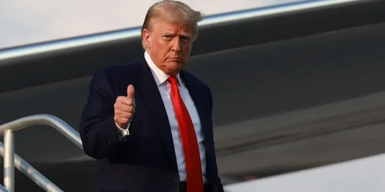 BUENAS NOTICIAS PARA TRUMP: Encuesta Gallup encuentra que los republicanos lideran en identificación de partido en el tercer trimestre de un año electoral por primera vez desde 1992 | El experto en puerta de enlace