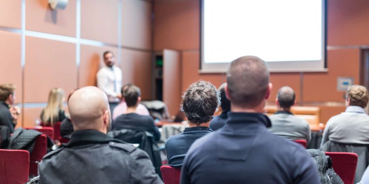 Brickbat: Muéstrame