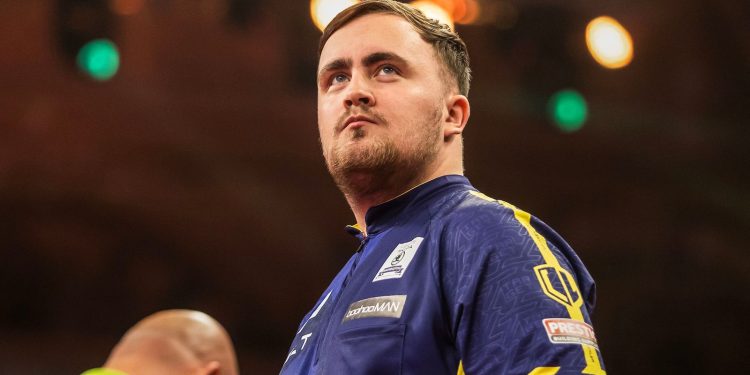 Luke Littler se adjudica el título del Players Championship 20 en el partido decisivo de la última jornada contra Stephen Bunting en Wigan | Noticias de dardos