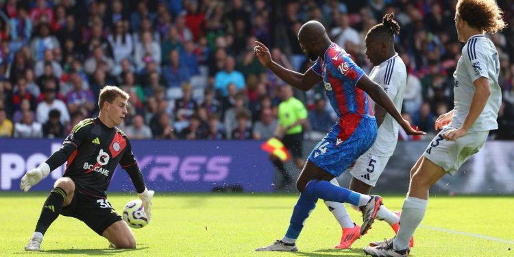 C Palacio 2 – 2 Leicester