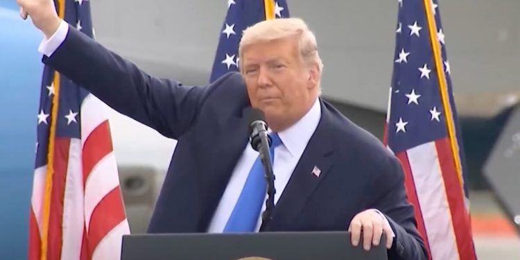 INFORME: Trump supera el apoyo que obtuvo en 2020 entre los votantes hispanos y tiene ventaja en materia de inmigración | The Gateway Pundit