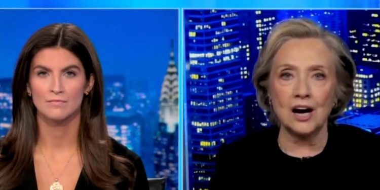 Hillary Clinton dice que todos los que asisten al mitin de Trump en el Madison Square Garden el domingo son nazis (VIDEO) | El experto en puerta de enlace