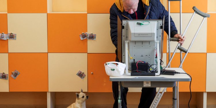 Los búlgaros votan en otras elecciones, pero es poco probable que se ponga fin al estancamiento político | Elecciones Noticias
