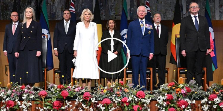 Senador indígena interrumpe al rey Carlos durante su visita a Australia