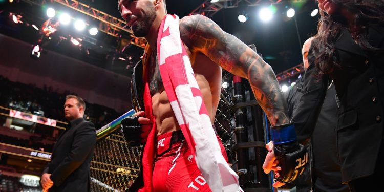 Ilia Topuria lista para defender el título contra Max Holloway