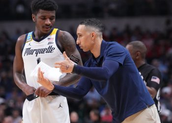 Marquette, número 18, con aspiraciones de torneo, abre contra Stony Brook