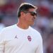 Informes: Oklahoma despide al OC Seth Littrell luego de un inicio de 4-3