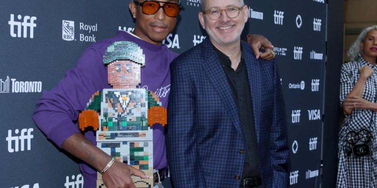 El director Morgan Neville se mantiene alejado de la IA generativa después de la reacción violenta de 'Roadrunner'