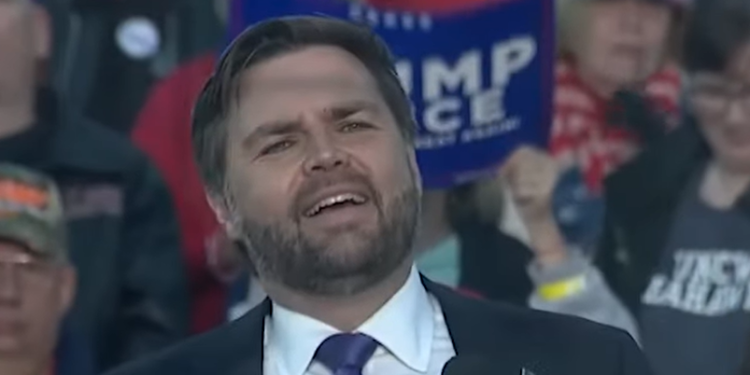 Ex asistente de McCain dice: El 'asalto a la democracia' de JD Vance es 'mucho peor que Trump'