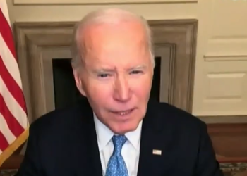 Biden intenta desesperadamente limpiar después de arruinar la gran noche de Kamala con un insulto de 'basura'