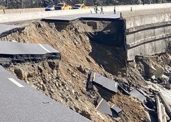 Comité de la Cámara de Representantes de EE.UU. inicia investigación sobre presunto uso indebido de dinero de FEMA