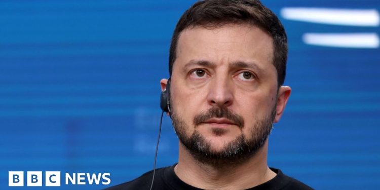 Zelensky dice que la membresía en la OTAN podría poner fin a la «fase caliente»