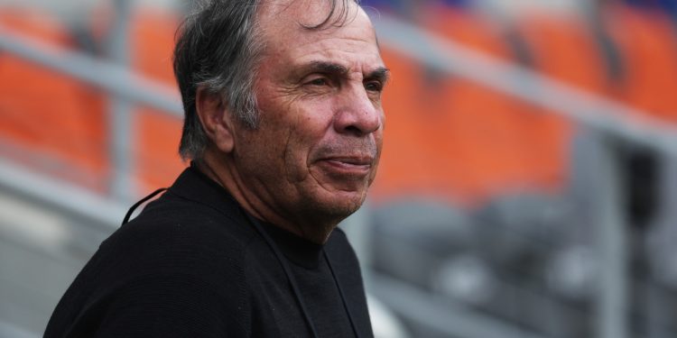 Informe: Quakes contrata a Bruce Arena como director deportivo y manager