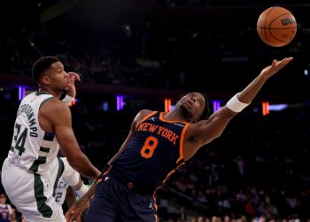 Karl-Anthony Towns lidera el camino mientras los Knicks se deshacen de los Bucks