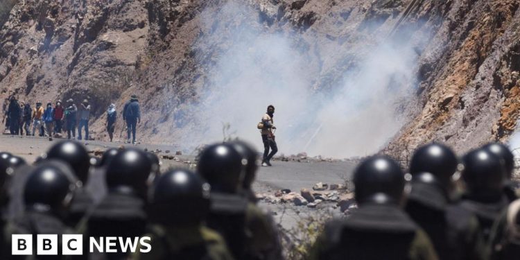 Puesto militar en Bolivia tomado y soldados tomados como rehenes