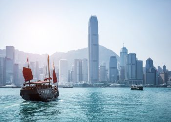 HongShan, escindida de Sequoia el año pasado, supuestamente está teniendo dificultades para invertir su enorme fondo de guerra.