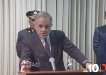 El fiscal de Filadelfia advierte a cualquiera que planee jugar a la milicia «busque y descubra»