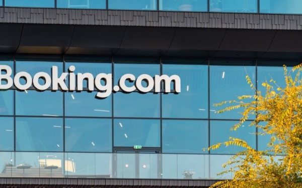 Cláusulas de paridad eliminadas por Booking