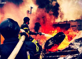 KIEV NO PUEDE DORMIR: Rusia lanza el primer ataque con misiles contra la capital ucraniana desde agosto – La campaña constante con aviones no tripulados está agotando la moral de los ciudadanos (VIDEOS) | El experto en puerta de enlace