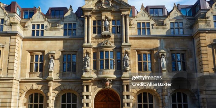 Tres estudiantes caribeños nombrados becarios Rhodes 2025