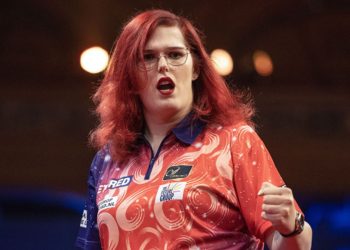 Noa-Lynn van Leuven: Luke Humphries respalda al jugador transgénero antes del Grand Slam de Dardos | Noticias de dardos