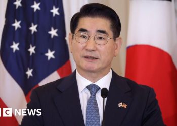 Exministro de Defensa de Corea del Sur intenta quitarse la vida