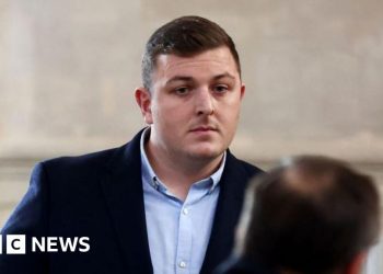 Exjugador de rugby irlandés declarado culpable de violación