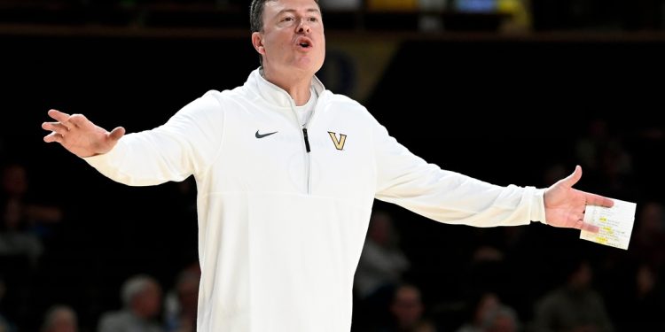Vanderbilt logra derrotar por 52 puntos a The Citadel