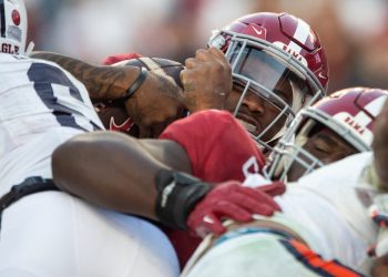 Los apostantes respaldan a Alabama para entrar en el campo CFP