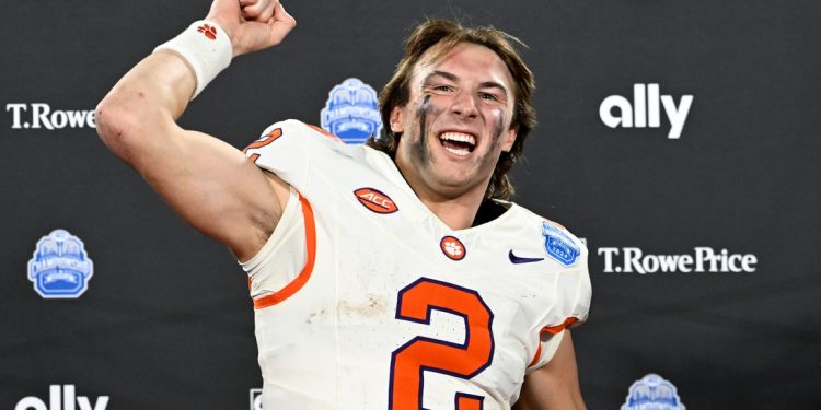 Resumen de los 25 mejores: el No. 17 Clemson supera al No. 8 SMU al sonar el timbre por el título de ACC