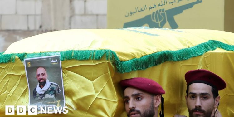 Ex agentes israelíes revelan cómo se llevaron a cabo los ataques de buscapersonas de Hezbolá