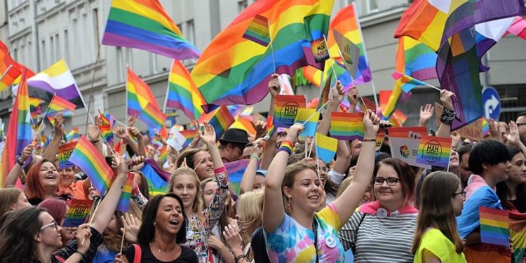 El ascenso y la caída del poder transgénero