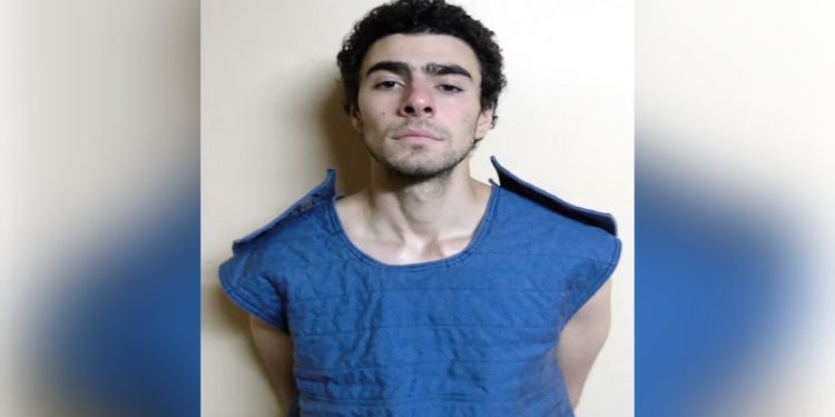 Luigi Mangione, graduado de la Ivy League, acusado oficialmente de asesinato en primer grado en la muerte a tiros del director ejecutivo de UnitedHealthcare | El experto en puerta de enlace