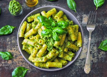 Cómo hacer pesto: 7 recetas únicas y por qué es saludable para ti