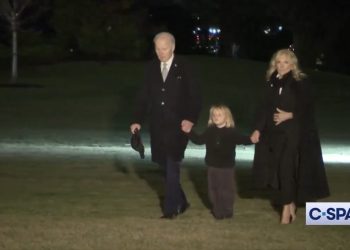 Kamala Harris cancela abruptamente su viaje a California a la Casa Blanca mientras Biden regresa a DC antes de Navidad | El experto en puerta de enlace