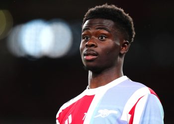 Noticias sobre lesiones de Bukayo Saka: el técnico del Arsenal, Mikel Arteta, confirma la cirugía del tendón de la corva y se espera que el delantero se pierda al menos dos meses | Noticias de futbol