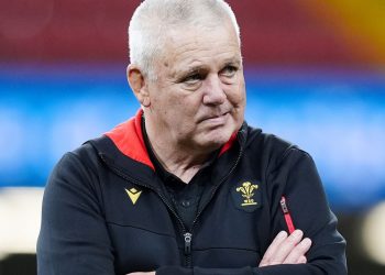 Warren Gatland permanecerá como entrenador en jefe de Gales para el Seis Naciones 2025, pero advirtió que los resultados deben mejorar | Noticias de la Unión de Rugby