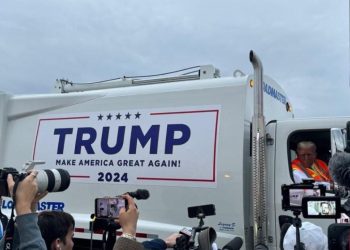 FANTÁSTICO: El camión de basura de la campaña de Trump estará incluido en su desfile del día de la toma de posesión | El experto en puerta de enlace