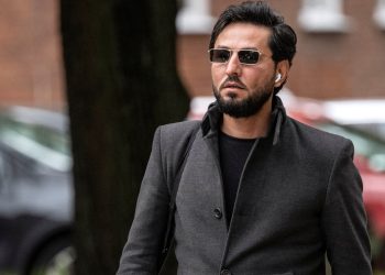 Salwan Momika, hombre iraquí que quemó el Corán en Suecia, asesinado en disparos | Noticias de la religión