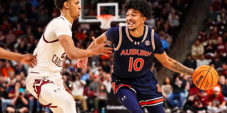 El No. 1 Auburn, menos Johni Broome, listo para luchar contra el No. 15 Mississippi State