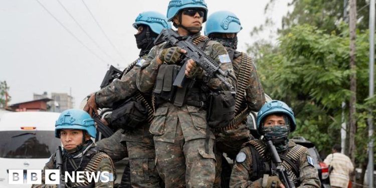 Rebeldes del M23 matan a 13 cascos azules extranjeros en la República Democrática del Congo