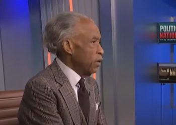 Al Sharpton organiza un 'cto de compra' para respaldar el compromiso de Costco con Dei, e inmediatamente fracasó