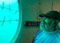 Ingeniero aeroespacial vive bajo el agua durante 120 días, estableciendo un nuevo récord mundial