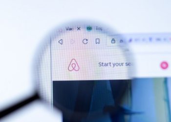 Las estrictas regulaciones de alquiler a corto plazo en Nueva York preocupan a Airbnb