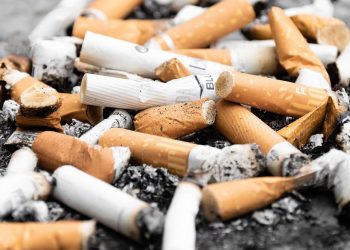 La FDA propone una prohibición de facto de los cigarrillos, lo que ampliaría la guerra contra las drogas