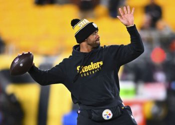 ¿Cuál es el récord de Russell Wilson en los playoffs? Explorando las victorias y derrotas del QB de los Steelers